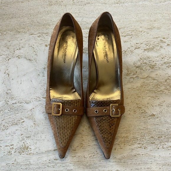 Dolce & Gabbana women’s Pointed Toe Buckle Heels – Size 39 - Picture 7 of 17